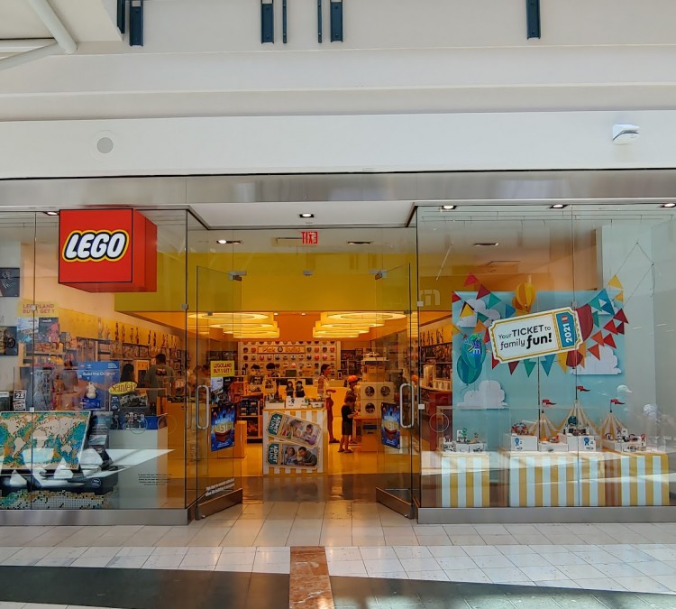 The LEGO Store Woodlands (Spring,&nbspTX)